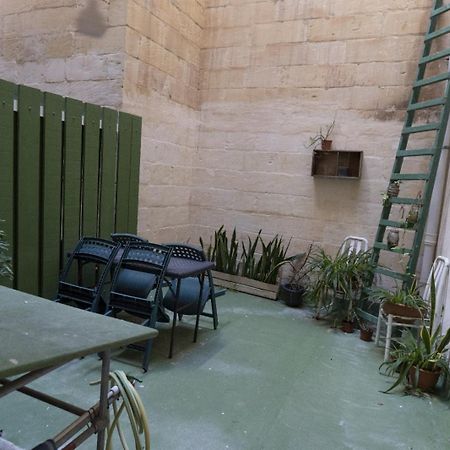 Green Door Valletta Eksteriør bilde